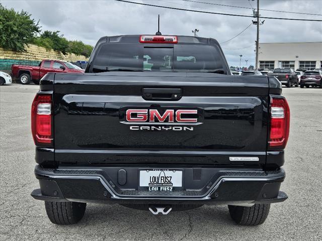 new 2024 GMC Canyon car, priced at $39,863