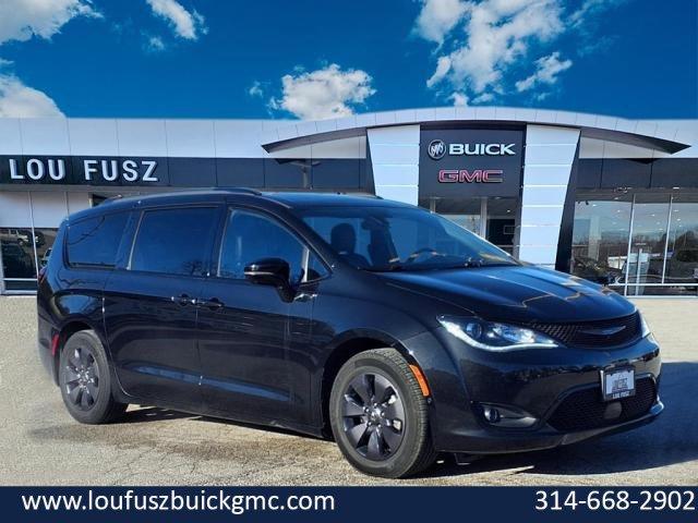 used 2020 Chrysler Pacifica Hybrid car, priced at $22,945