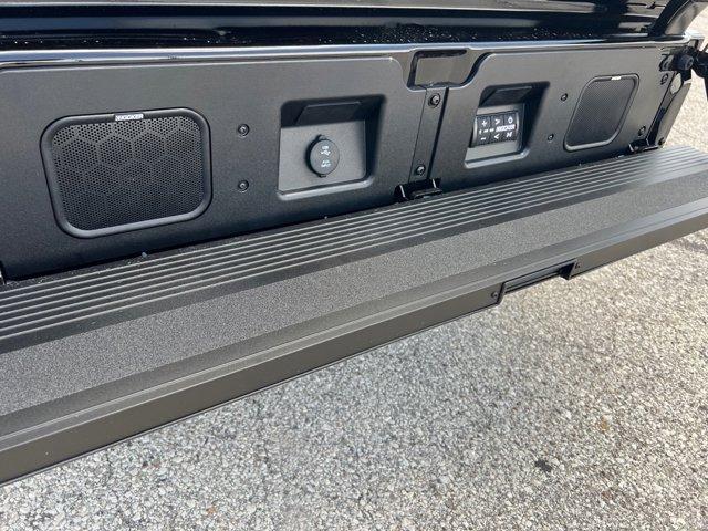 new 2025 GMC Sierra 1500 car, priced at $68,000