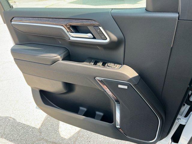 new 2025 GMC Sierra 1500 car, priced at $54,889
