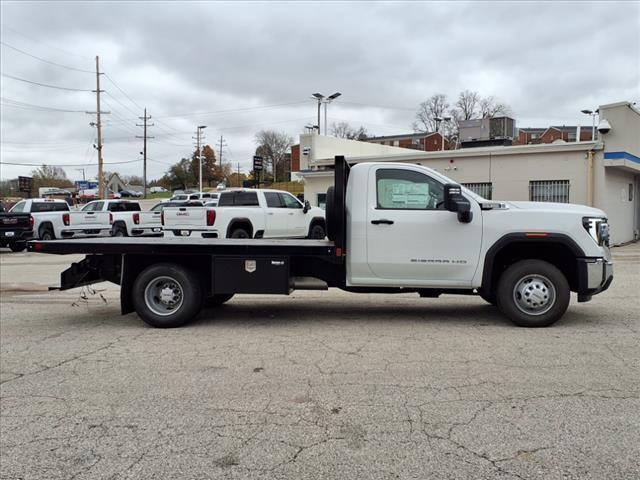 new 2024 GMC Sierra 3500 car, priced at $59,700