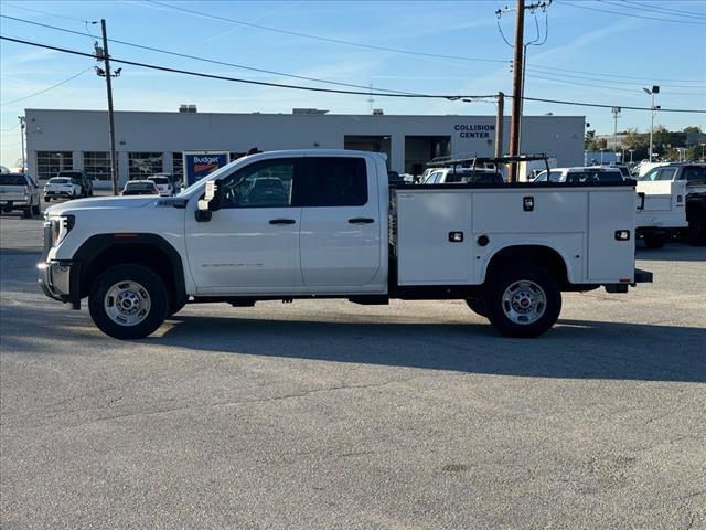 new 2024 GMC Sierra 2500 car, priced at $65,218