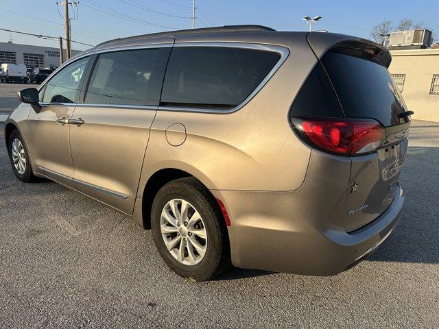 used 2017 Chrysler Pacifica car, priced at $15,990