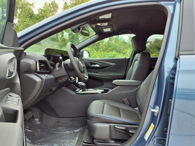 new 2025 Buick Envista car, priced at $26,646