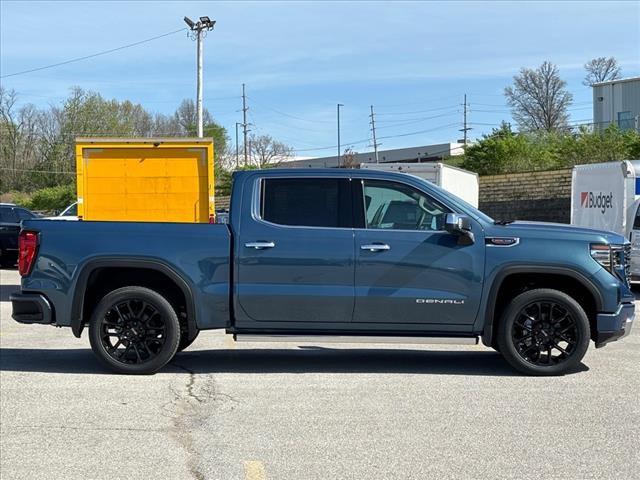 new 2024 GMC Sierra 1500 car, priced at $68,242