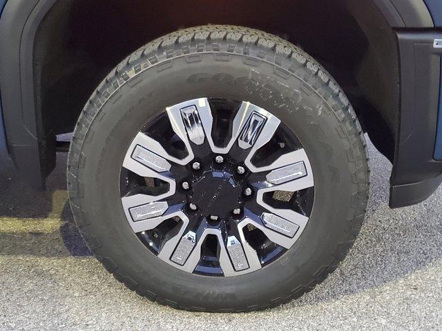 new 2025 GMC Sierra 2500 car, priced at $78,435