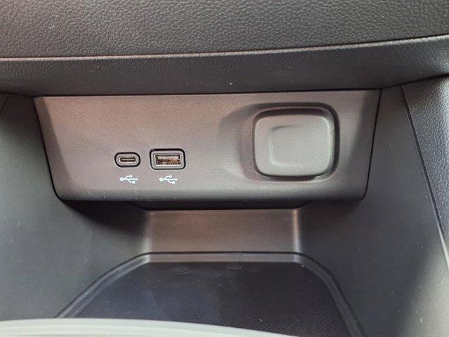 new 2025 Buick Envista car, priced at $26,151