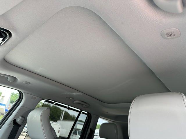 used 2022 Jeep Grand Cherokee car, priced at $39,554
