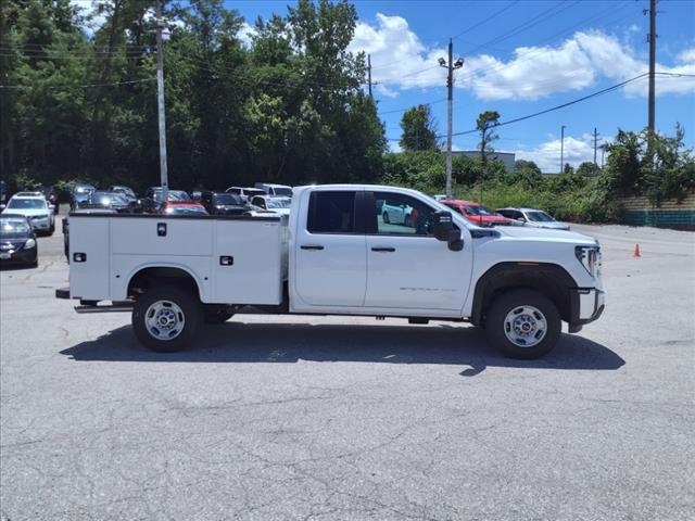 new 2024 GMC Sierra 2500 car, priced at $62,744