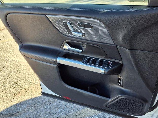 used 2022 Mercedes-Benz GLB 250 car, priced at $26,962