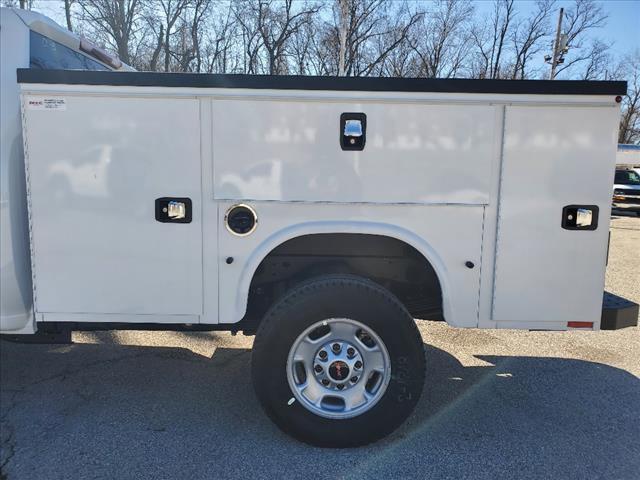 new 2024 GMC Sierra 2500 car, priced at $65,027