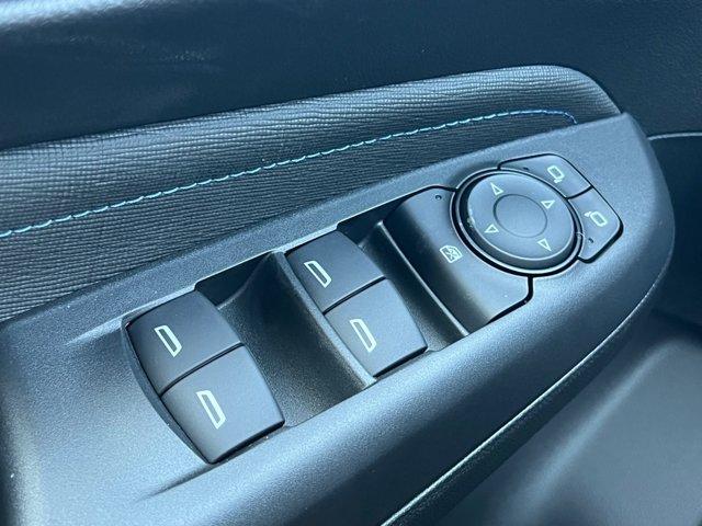 new 2025 Buick Envista car, priced at $28,061