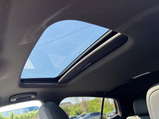 new 2025 Buick Envista car, priced at $28,061