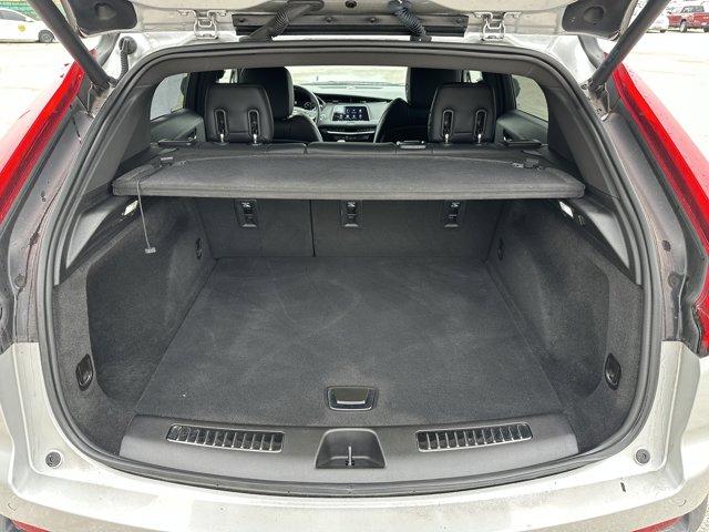 used 2022 Cadillac XT4 car, priced at $31,281