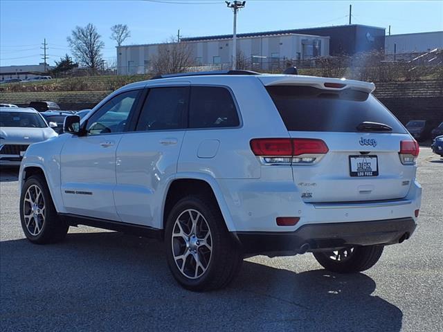 used 2018 Jeep Grand Cherokee car, priced at $19,121