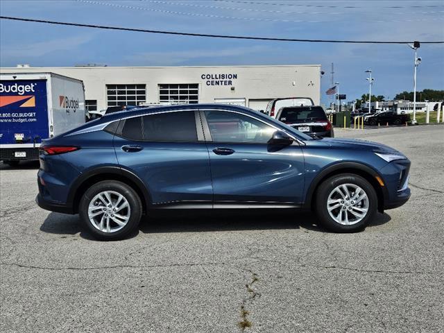 new 2025 Buick Envista car, priced at $24,848