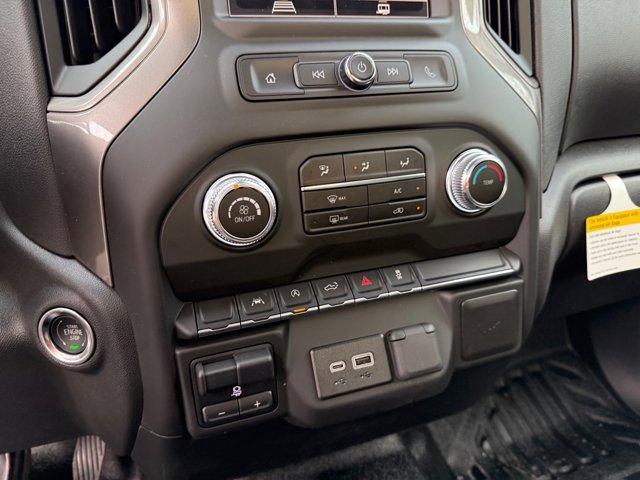 new 2025 GMC Sierra 1500 car, priced at $42,500