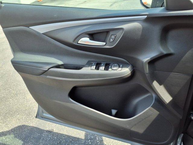 new 2025 Buick Envista car, priced at $24,283