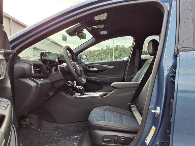 new 2025 Buick Envista car, priced at $26,151