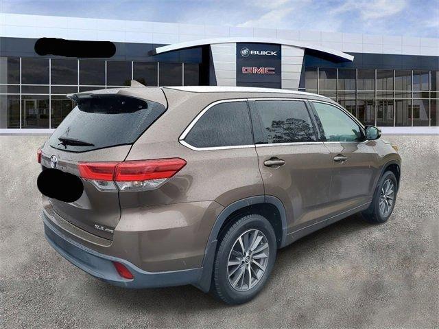 used 2018 Toyota Highlander car, priced at $22,427