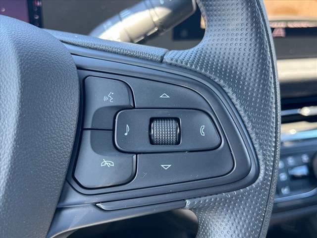 new 2025 Buick Envista car, priced at $24,175