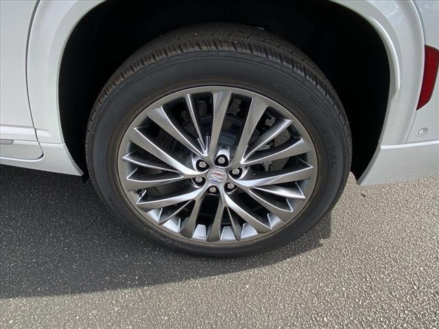 new 2025 Buick Enclave car, priced at $61,176