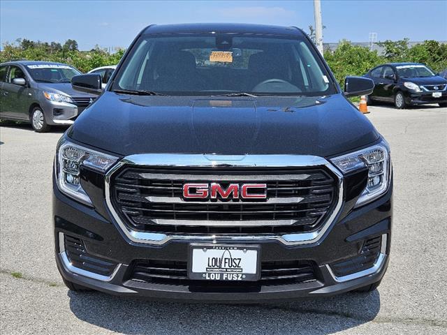 new 2024 GMC Terrain car, priced at $25,075