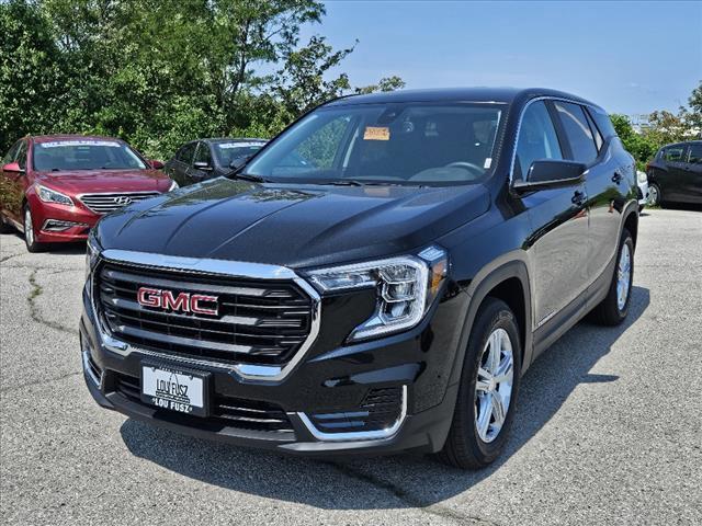 new 2024 GMC Terrain car, priced at $25,075