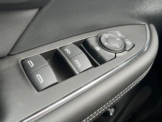 new 2025 Buick Envision car, priced at $37,991