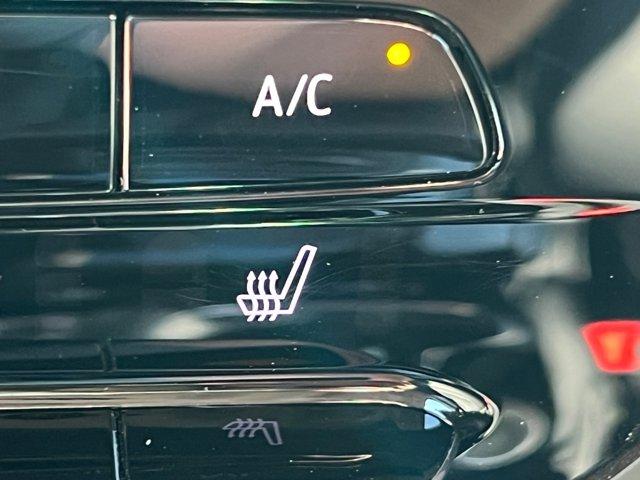 used 2022 Buick Envision car, priced at $25,998