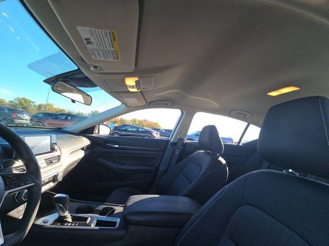 used 2022 Nissan Altima car