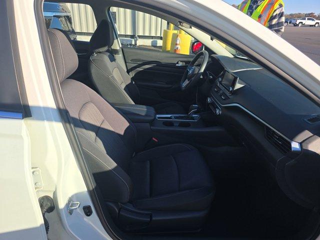 used 2022 Nissan Altima car