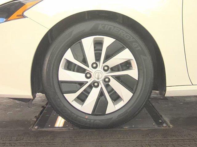 used 2022 Nissan Altima car