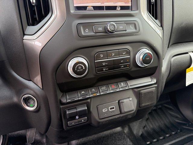 new 2025 GMC Sierra 1500 car, priced at $42,450