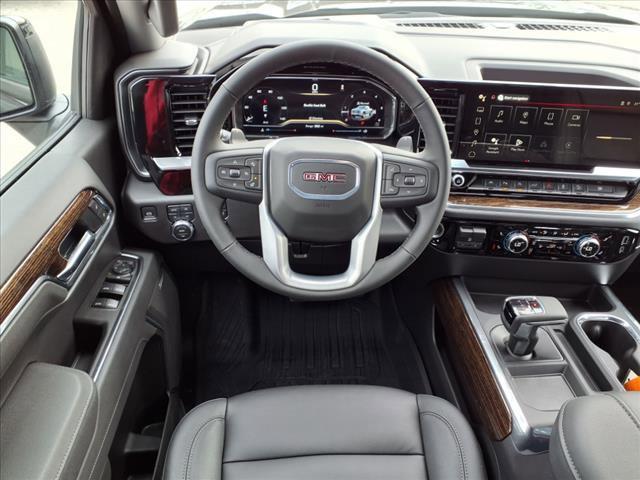 new 2025 GMC Sierra 1500 car, priced at $58,656