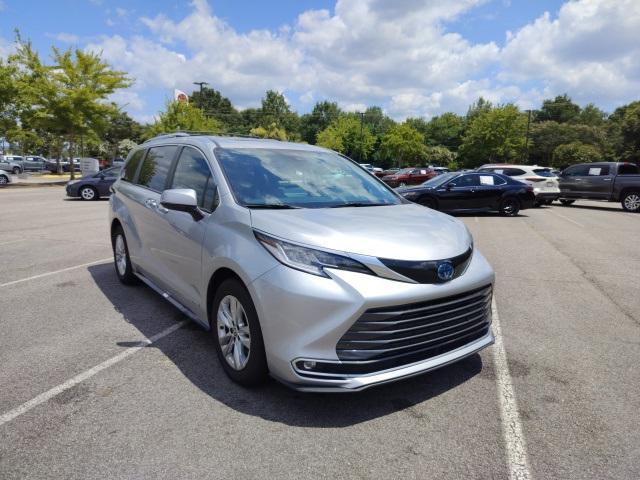 used 2021 Toyota Sienna car, priced at $43,995