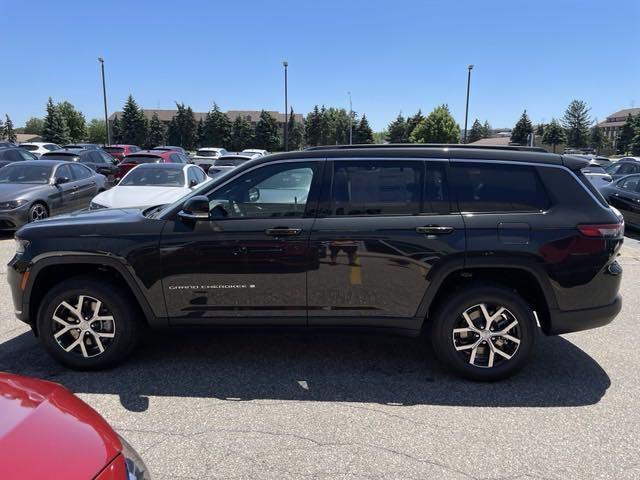 new 2024 Jeep Grand Cherokee L car, priced at $42,500