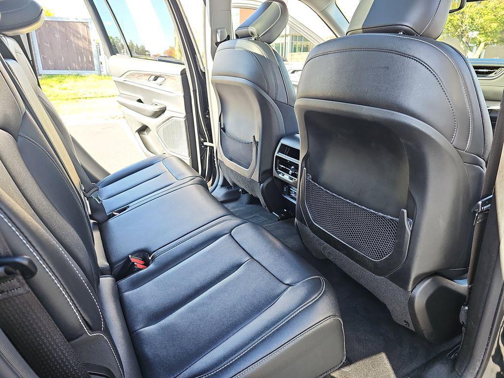 used 2023 Jeep Grand Cherokee car, priced at $34,900