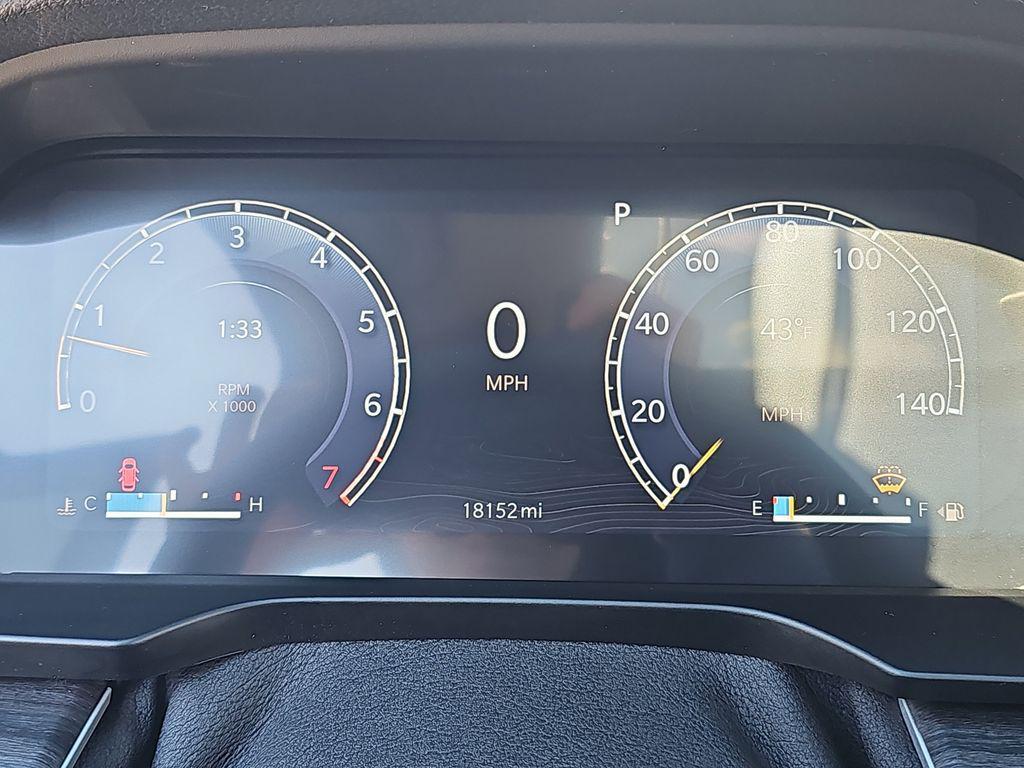 used 2023 Jeep Grand Cherokee car, priced at $34,900