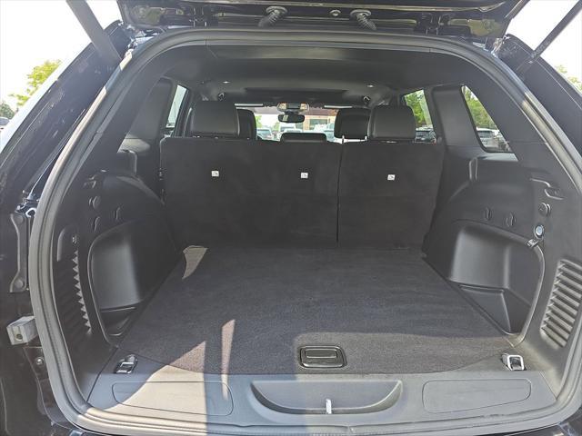 used 2022 Jeep Grand Cherokee car, priced at $30,900