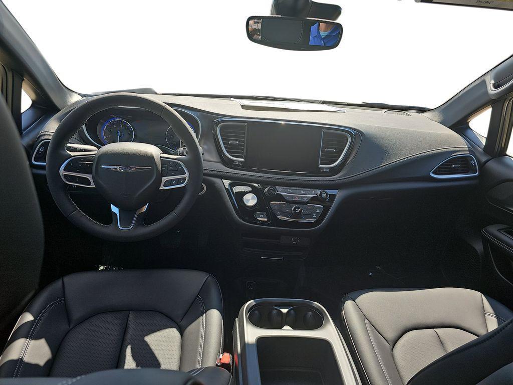new 2026 Chrysler Pacifica car, priced at $39,741