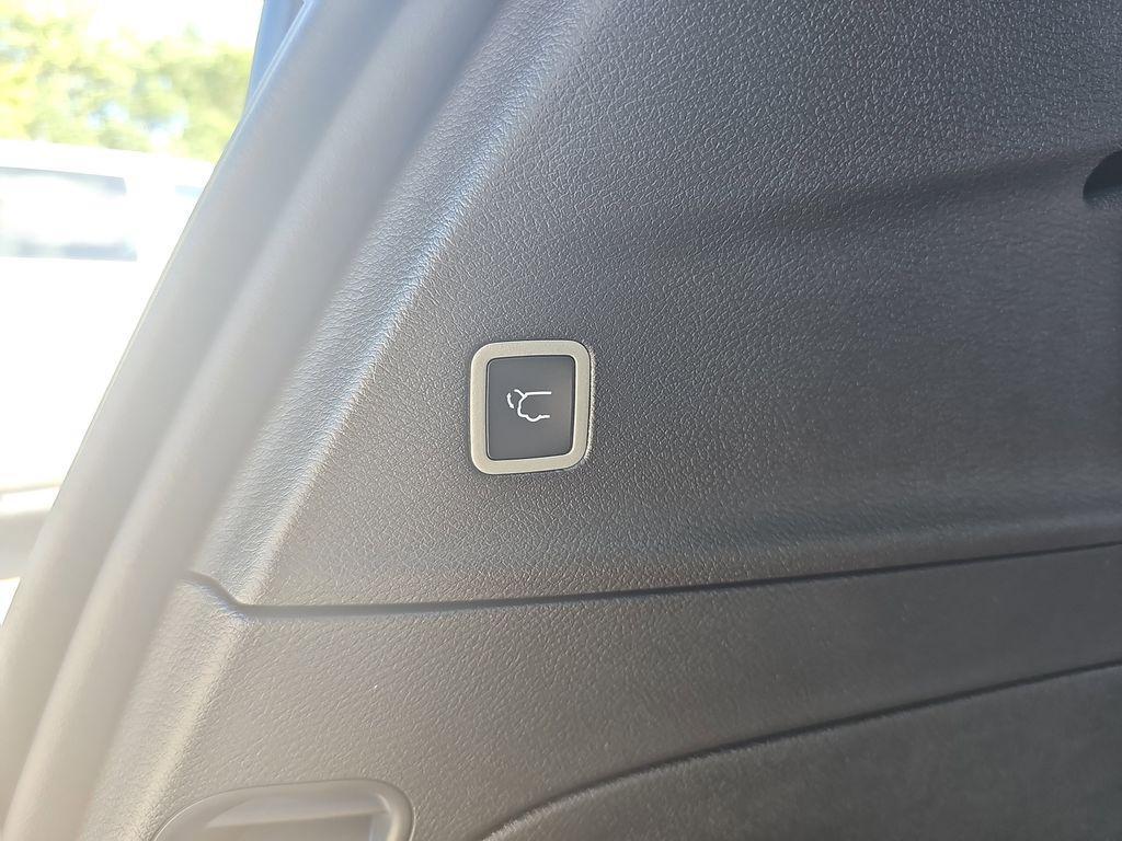 new 2026 Chrysler Pacifica car, priced at $39,741