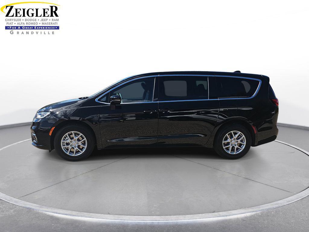 new 2026 Chrysler Pacifica car, priced at $39,741