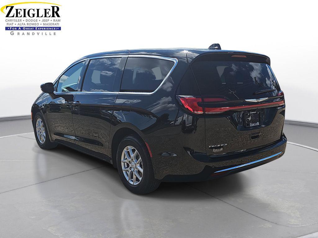 new 2026 Chrysler Pacifica car, priced at $39,741