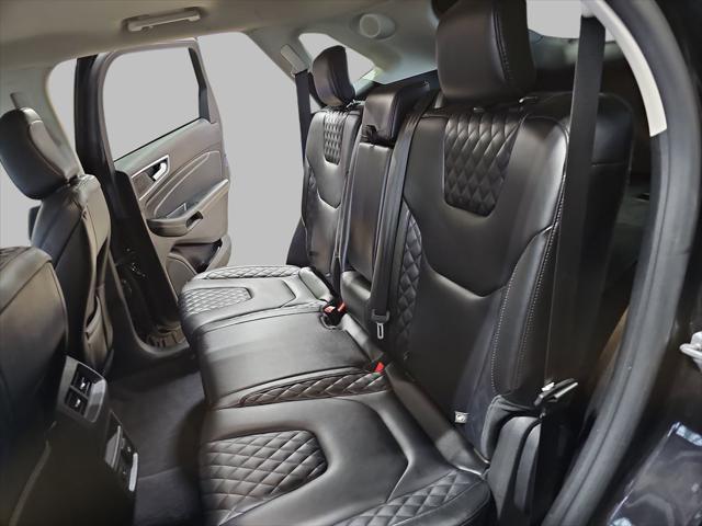 used 2024 Ford Edge car, priced at $26,900