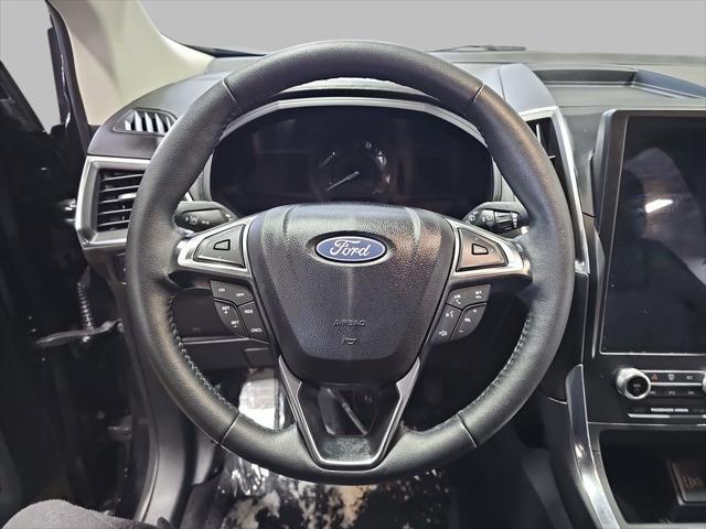 used 2024 Ford Edge car, priced at $26,900