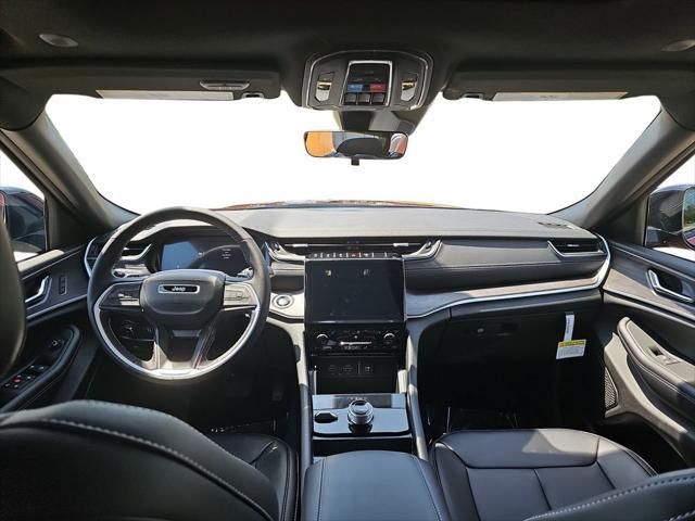new 2025 Jeep Grand Cherokee L car, priced at $51,257