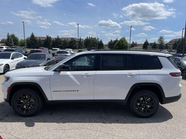 new 2024 Jeep Grand Cherokee L car, priced at $44,091