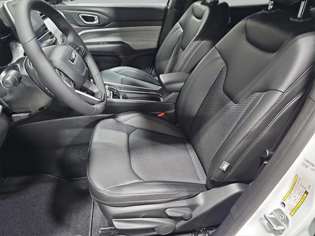 new 2025 Jeep Compass car, priced at $25,290