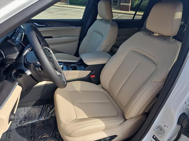 new 2025 Jeep Grand Cherokee L car, priced at $47,937